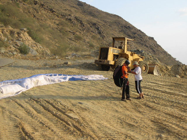 adventure from Asser team over mountain parachuting & parameter in abha city