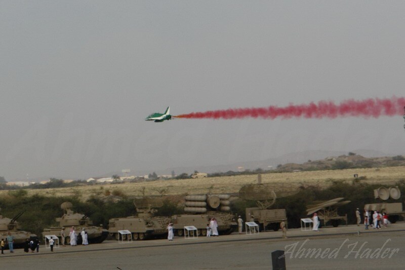 Royal Saudi Air Force Green arrows team airshow