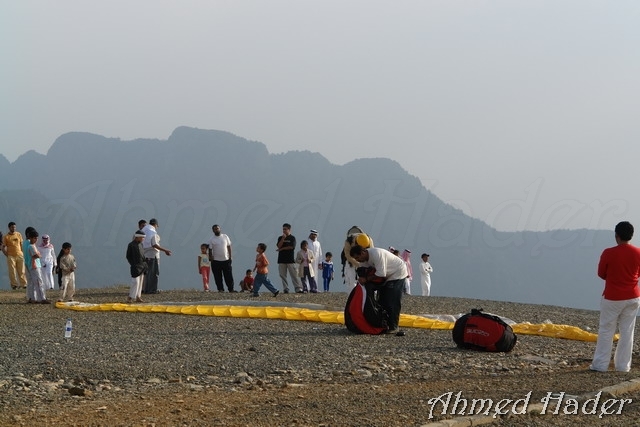 adventure photos team over mountain