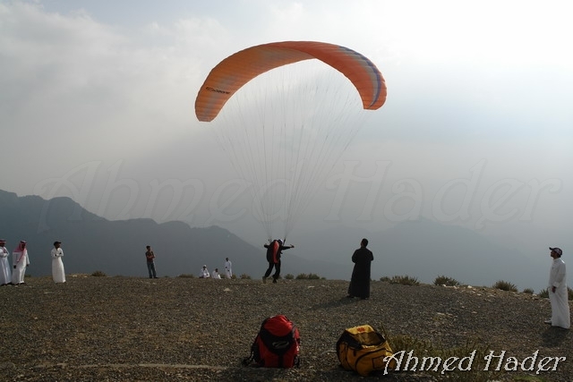 adventure photos team over mountain